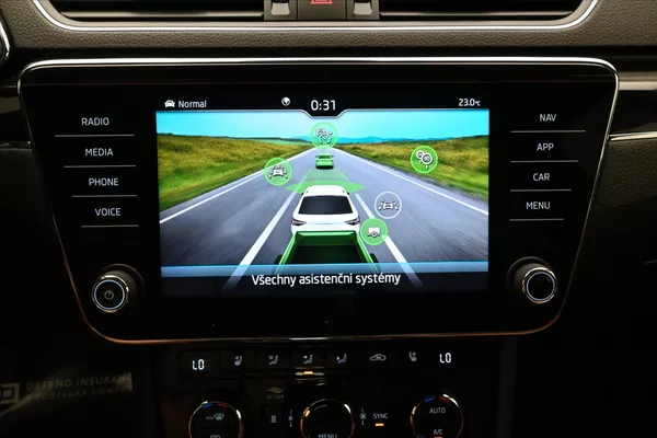 Škoda Superb 2,0 TSI 206kW L&K DSG 4x4 Záru - foto 19