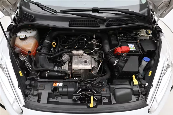 Ford Fiesta 1,0 EcoBoost 74 kW Titanium - foto 9