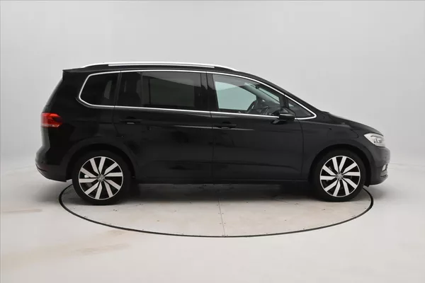 Volkswagen Touran 2,0 TDI 110 kW DSG Highline 7m - foto 4