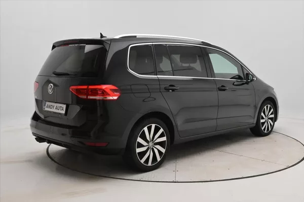 Volkswagen Touran 2,0 TDI 110 kW DSG Highline 7m - foto 5