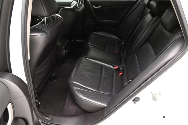 Honda Accord 2,2 i-DTEC 110kW Manuál - foto 14
