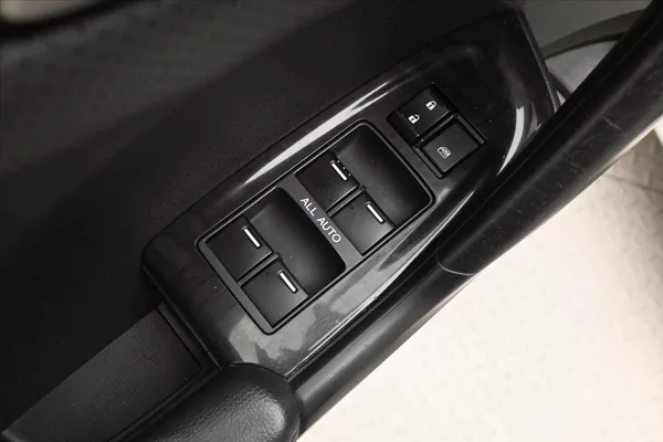 Honda Accord 2,2 i-DTEC 110kW Manuál - foto 23