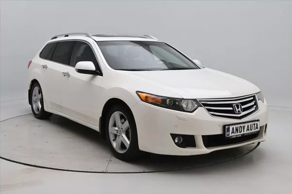 Honda Accord 2,2 i-DTEC 110kW Manuál - foto 3