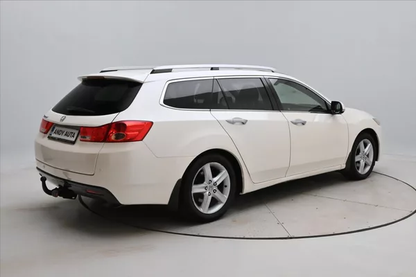 Honda Accord 2,2 i-DTEC 110kW Manuál - foto 5