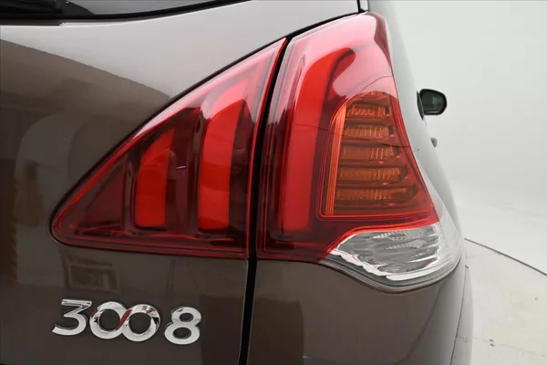 Peugeot 3008 1,6 HDI 88 kW AT tažné Záruka - foto 29