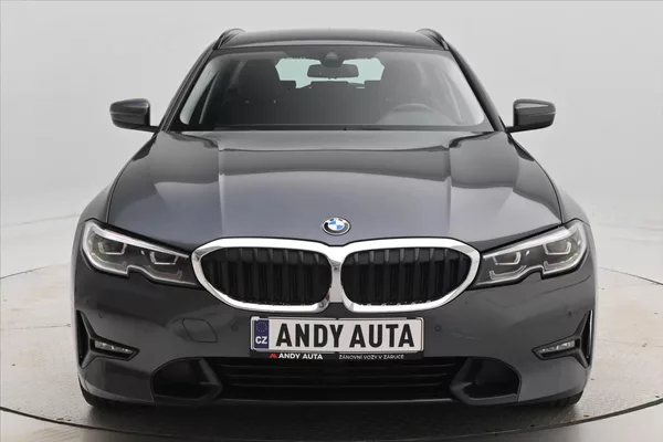 BMW Řada 3 2,0 320d 140 kW STEPTRONIC Zár - foto 2
