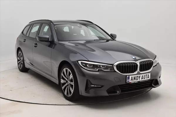 BMW Řada 3 2,0 320d 140 kW STEPTRONIC Zár - foto 3