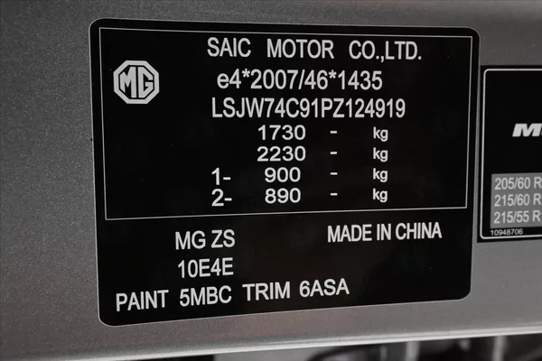 MG ZS 1,0 TGI 82 kW Elegance Záruka - foto 12