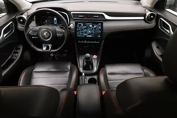 MG ZS 1,0 TGI 82 kW Elegance Záruka - foto 15