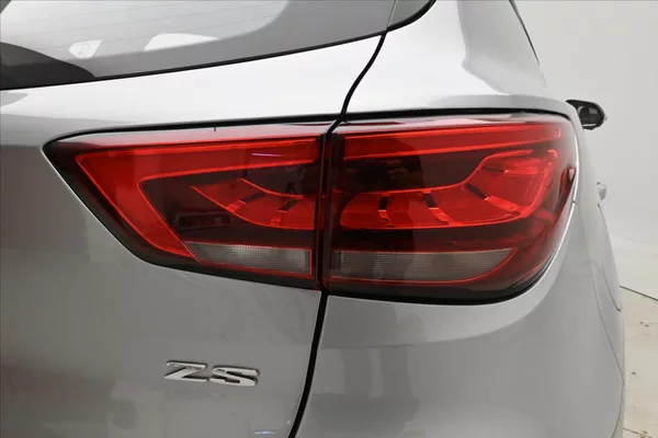 MG ZS 1,0 TGI 82 kW Elegance Záruka - foto 29