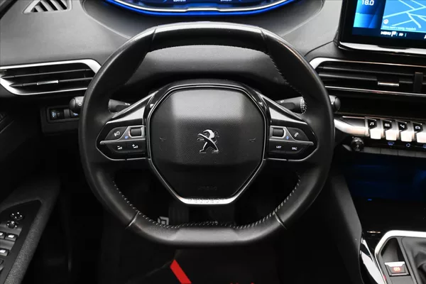 Peugeot 3008 1,5 HDI 96 kW Active Záruka až - foto 18