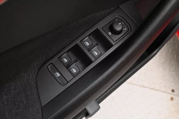 Škoda Scala 1,0 TSI 85kW Style Záruka až 5 - foto 25