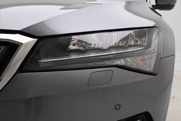 Škoda Superb 2,0 TDI 110kW DSG Style Záruka - foto 22