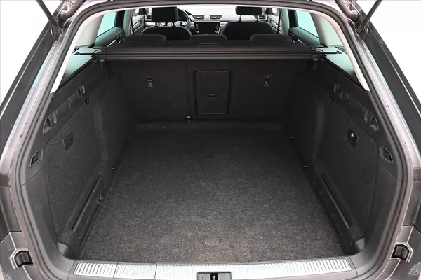 Škoda Superb 2,0 TDI 110kW DSG Style Záruka - foto 9