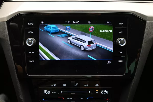 Volkswagen Passat 2,0 TDI 110kW DSG Business Zár - foto 16