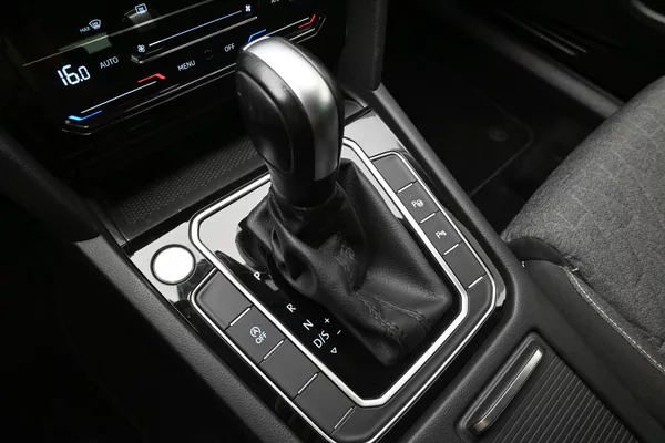 Volkswagen Passat 2,0 TDI 110kW DSG Business Zár - foto 19