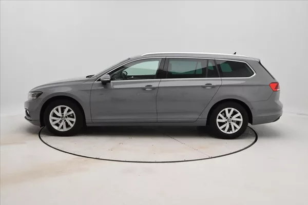 Volkswagen Passat 2,0 TDI 110kW DSG Business Zár - foto 8