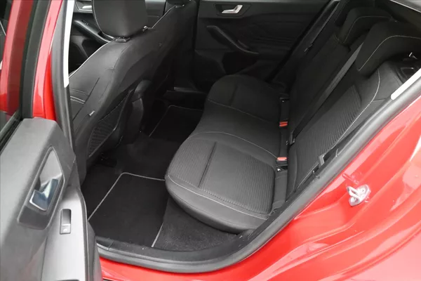 Ford Focus 2,0 EcoBlue 110kW Titanium X Z - foto 13