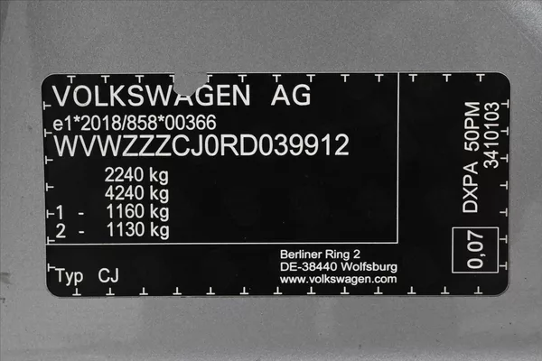 Volkswagen Passat 2,0 TDI 110kW DSG Business Zár - foto 12