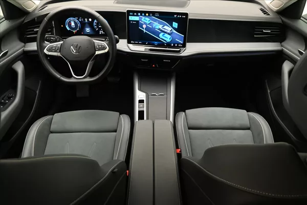 Volkswagen Passat 2,0 TDI 110kW DSG Business Zár - foto 15
