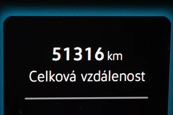 Volkswagen Passat 2,0 TDI 110kW DSG Business Zár - foto 16