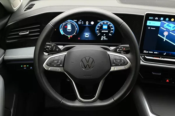 Volkswagen Passat 2,0 TDI 110kW DSG Business Zár - foto 17