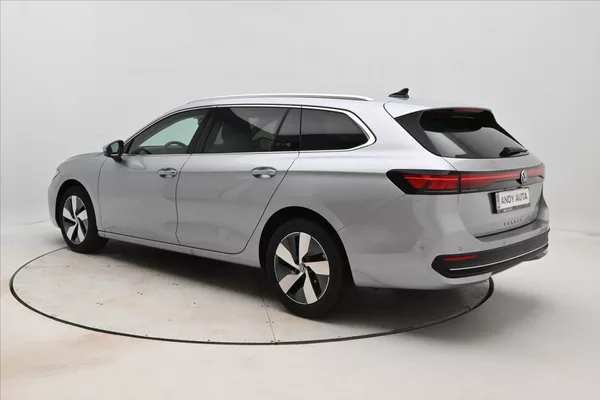 Volkswagen Passat 2,0 TDI 110kW DSG Business Zár - foto 7