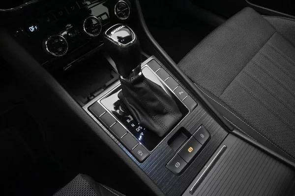 Škoda Superb 2,0 TDI 110kW DSG Style Záruka - foto 18