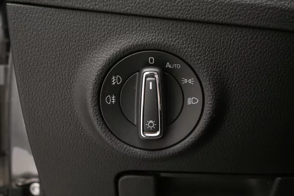 Škoda Superb 2,0 TDI 110kW DSG Style Záruka - foto 21