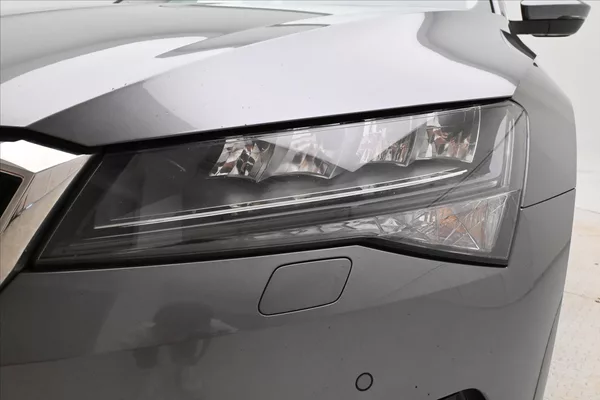 Škoda Superb 2,0 TDI 110kW DSG Style Záruka - foto 23