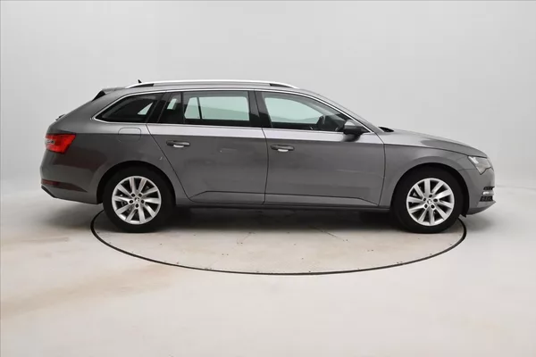 Škoda Superb 2,0 TDI 110kW DSG Style Záruka - foto 4