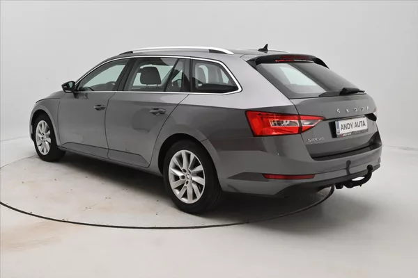 Škoda Superb 2,0 TDI 110kW DSG Style Záruka - foto 7