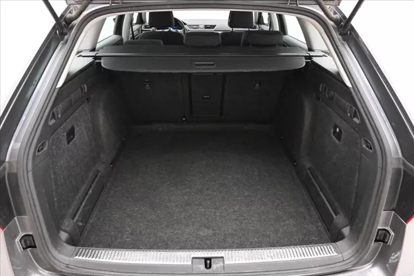 Škoda Superb 2,0 TDI 110kW DSG Style Záruka - foto 9