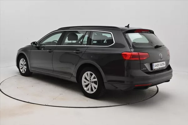 Volkswagen Passat 2,0 TDI 110kW DSG Business Zár - foto 7
