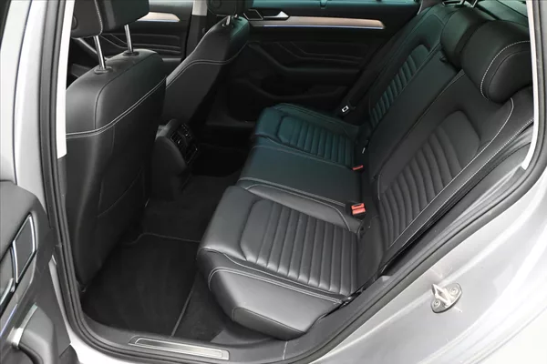 Volkswagen Passat 2,0 TDI 147kW DSG Elegance Zár - foto 12