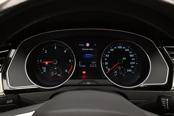 Volkswagen Passat 2,0 TDI 147kW DSG Elegance Zár - foto 13