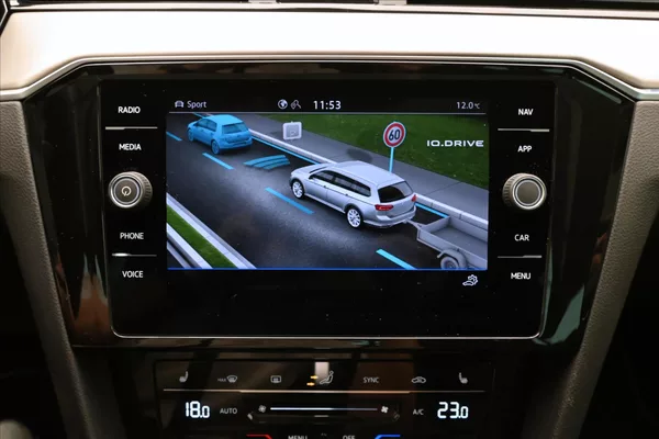 Volkswagen Passat 2,0 TDI 147kW DSG Elegance Zár - foto 15