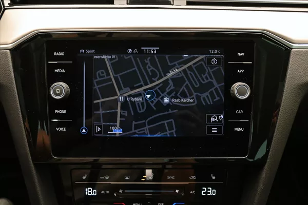 Volkswagen Passat 2,0 TDI 147kW DSG Elegance Zár - foto 16