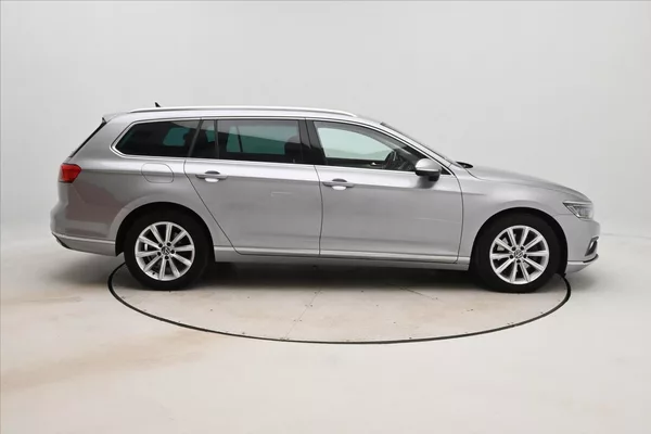 Volkswagen Passat 2,0 TDI 147kW DSG Elegance Zár - foto 4