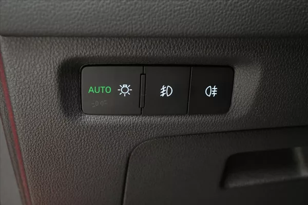 Škoda Octavia 1,0 TSI e-TEC 81kW DSG Style Z - foto 28