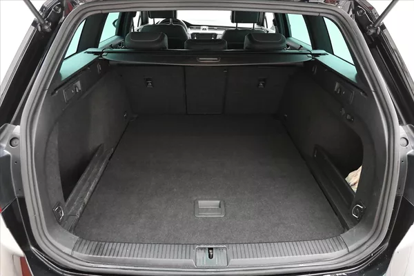 Volkswagen Passat 2,0 TDI 147kW Alltrack DSG 4Mo - foto 10