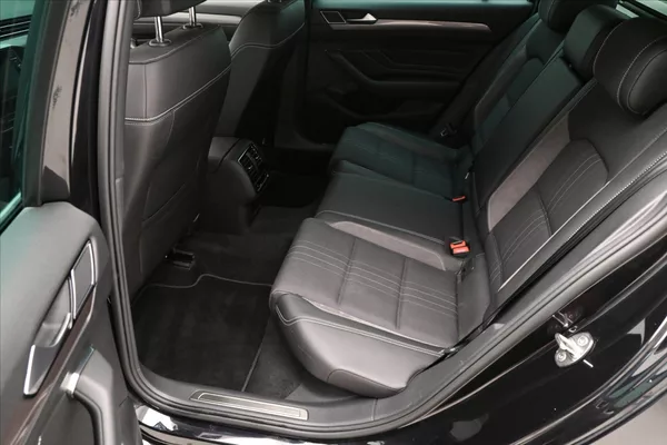 Volkswagen Passat 2,0 TDI 147kW Alltrack DSG 4Mo - foto 14