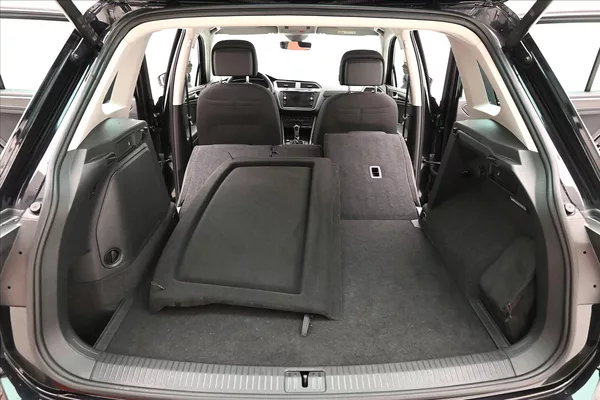 Volkswagen Tiguan 1,4 TSI eHybrid 110kW DSG Záru - foto 11