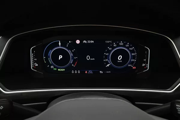 Volkswagen Tiguan 1,4 TSI eHybrid 110kW DSG Záru - foto 16