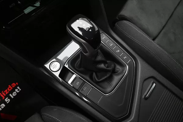 Volkswagen Tiguan 1,4 TSI eHybrid 110kW DSG Záru - foto 23