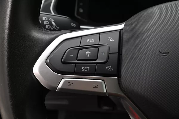 Volkswagen Tiguan 1,4 TSI eHybrid 110kW DSG Záru - foto 24