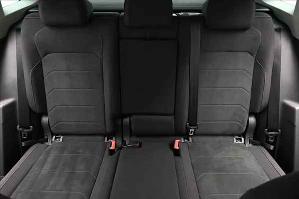 Volkswagen Tiguan 1,4 TSI eHybrid 110kW DSG Záru - foto 29