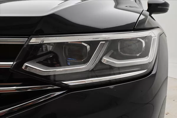Volkswagen Tiguan 1,4 TSI eHybrid 110kW DSG Záru - foto 31