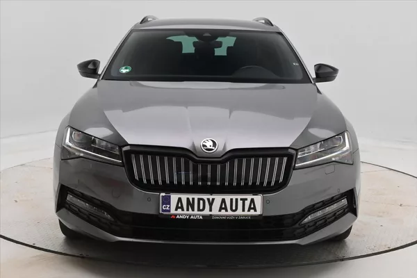 Škoda Superb 1,4 iV TSI 115kW DSG Sportline - foto 2