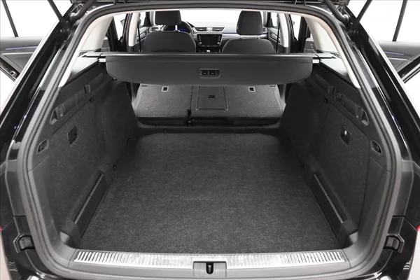 Škoda Superb 2,0 TDI 110kW DSG Style Záruka - foto 10